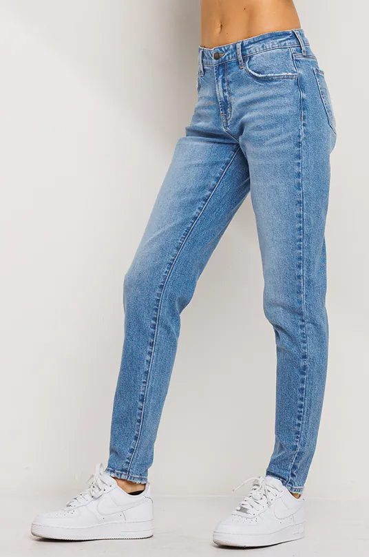 Claire Mid-Rise Mom Skinny